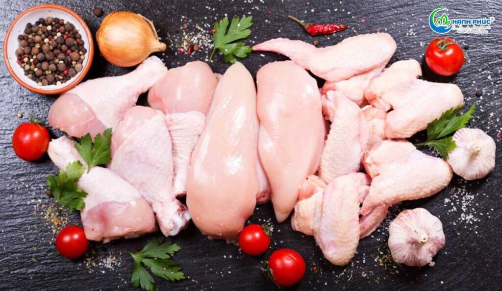 thịt gà là thực phẩm bổ sung collagen ít calo